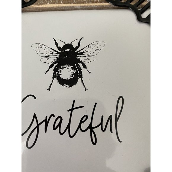 GRATEFUL Farmhouse 5.5” Metal Enamel Wood Sign Decor - Picture 6 of 6